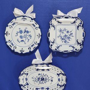 Set of 3 Vintage Lillian Vernon Blue White Porcelain Floral Reticulated Plates